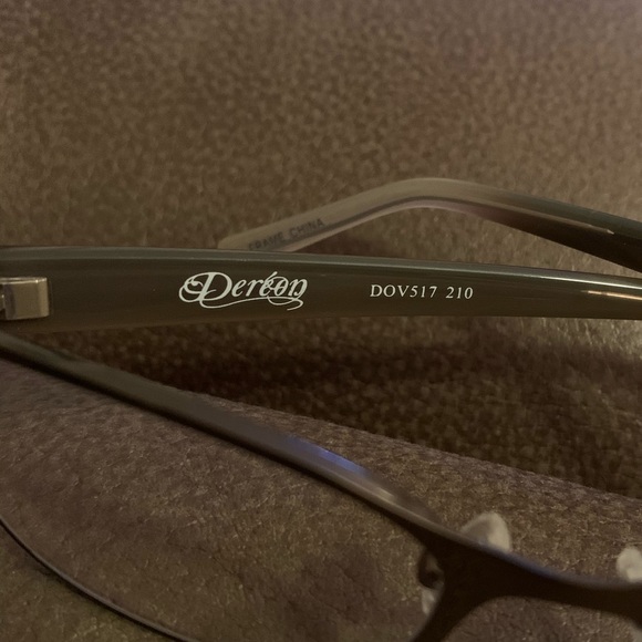 🤓Deréon glasses🤓 - Picture 3 of 6